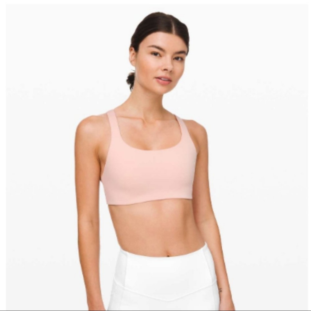 NWOT Lululemon Bring the Energy Sports Athletic Seamless Bra in Misty Shell P…